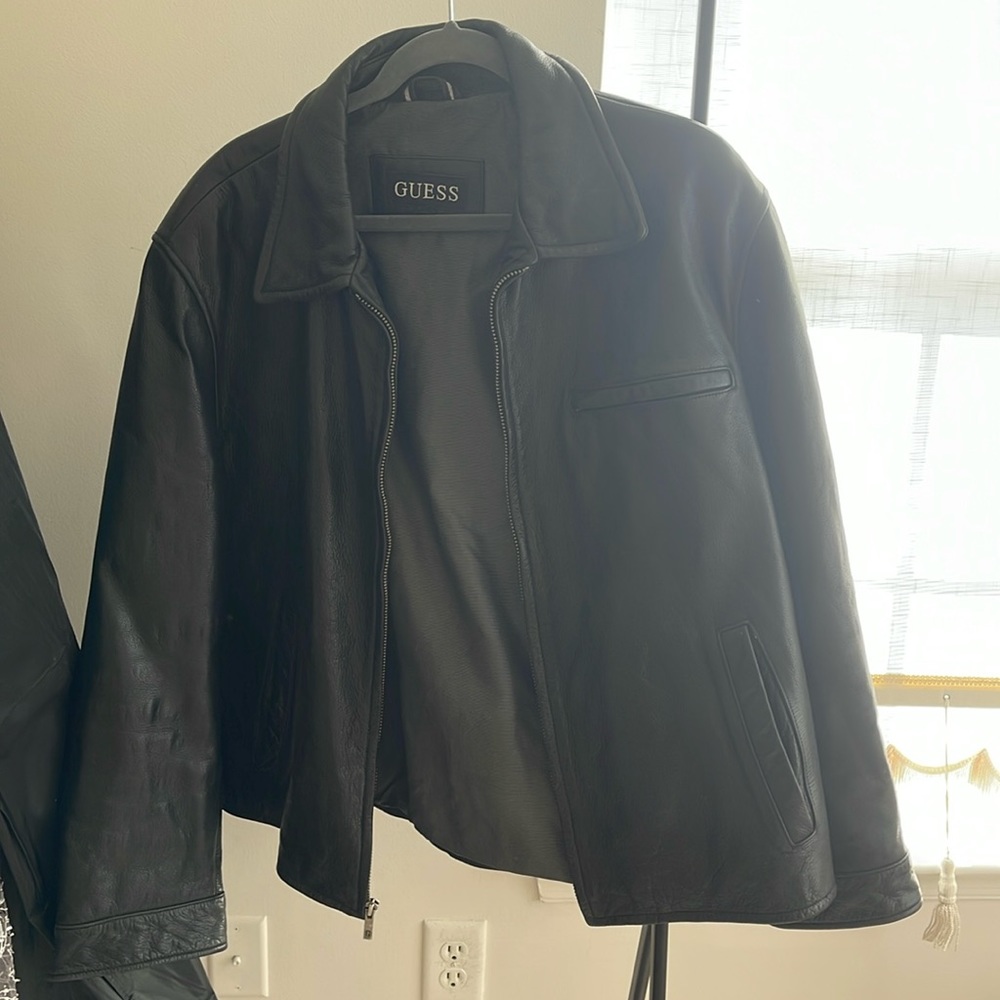 Vintage men’s large Guess leather jacket